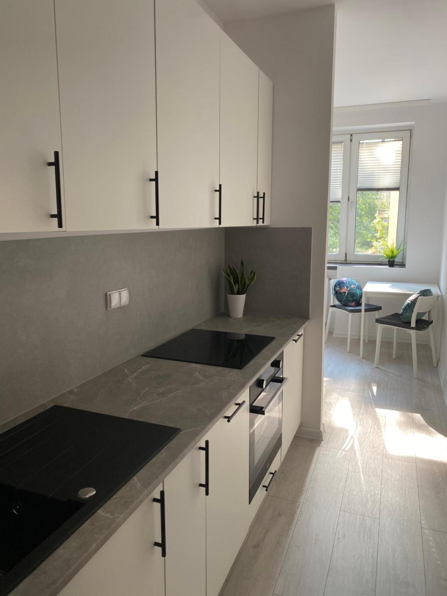 Kawalerki Basi Przy Dabrowskiego 22 Katowice Extérieur photo